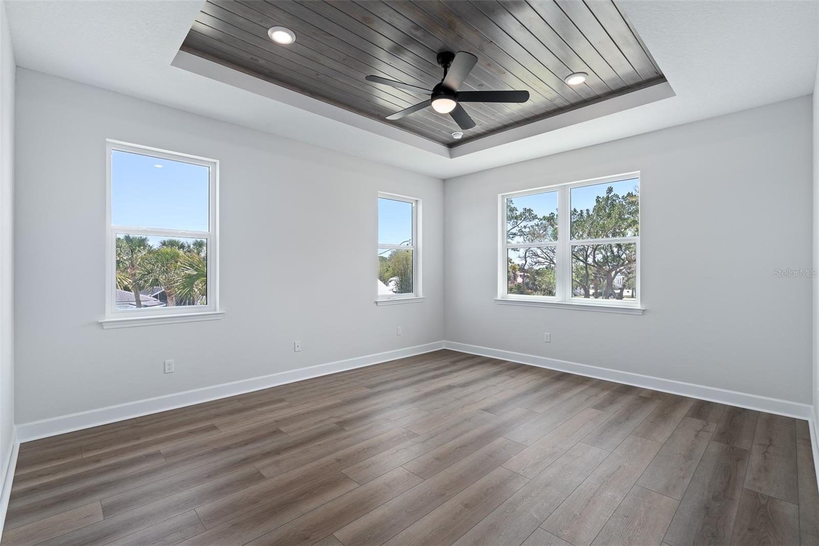 MICKLER'S WINDANTIDE - Residential