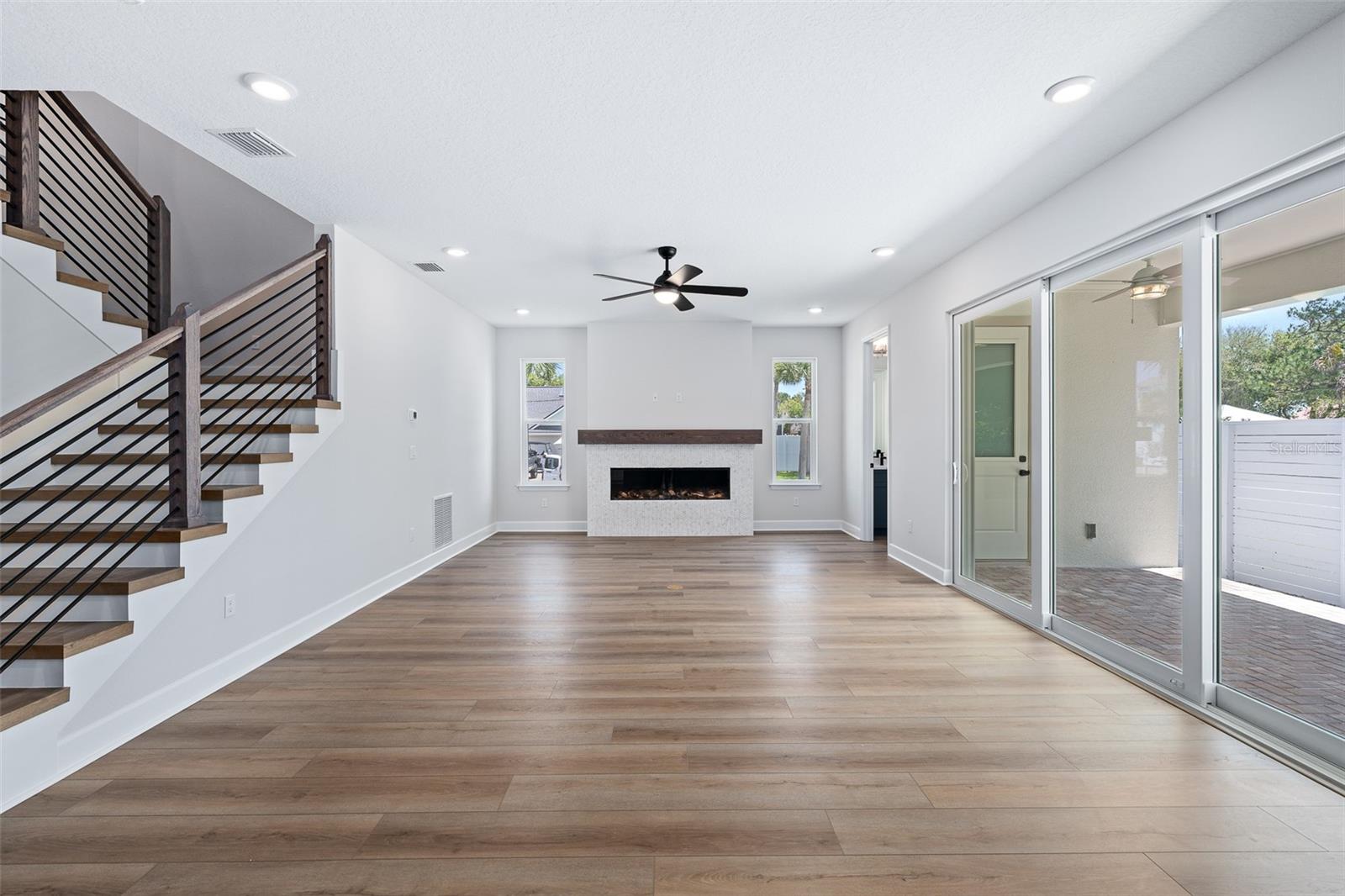 MICKLER'S WINDANTIDE - Residential