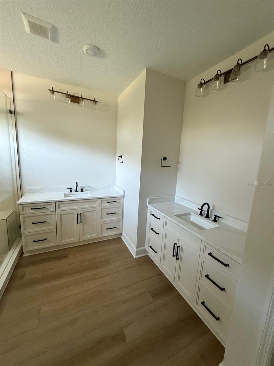 MICKLER'S WINDANTIDE - Residential