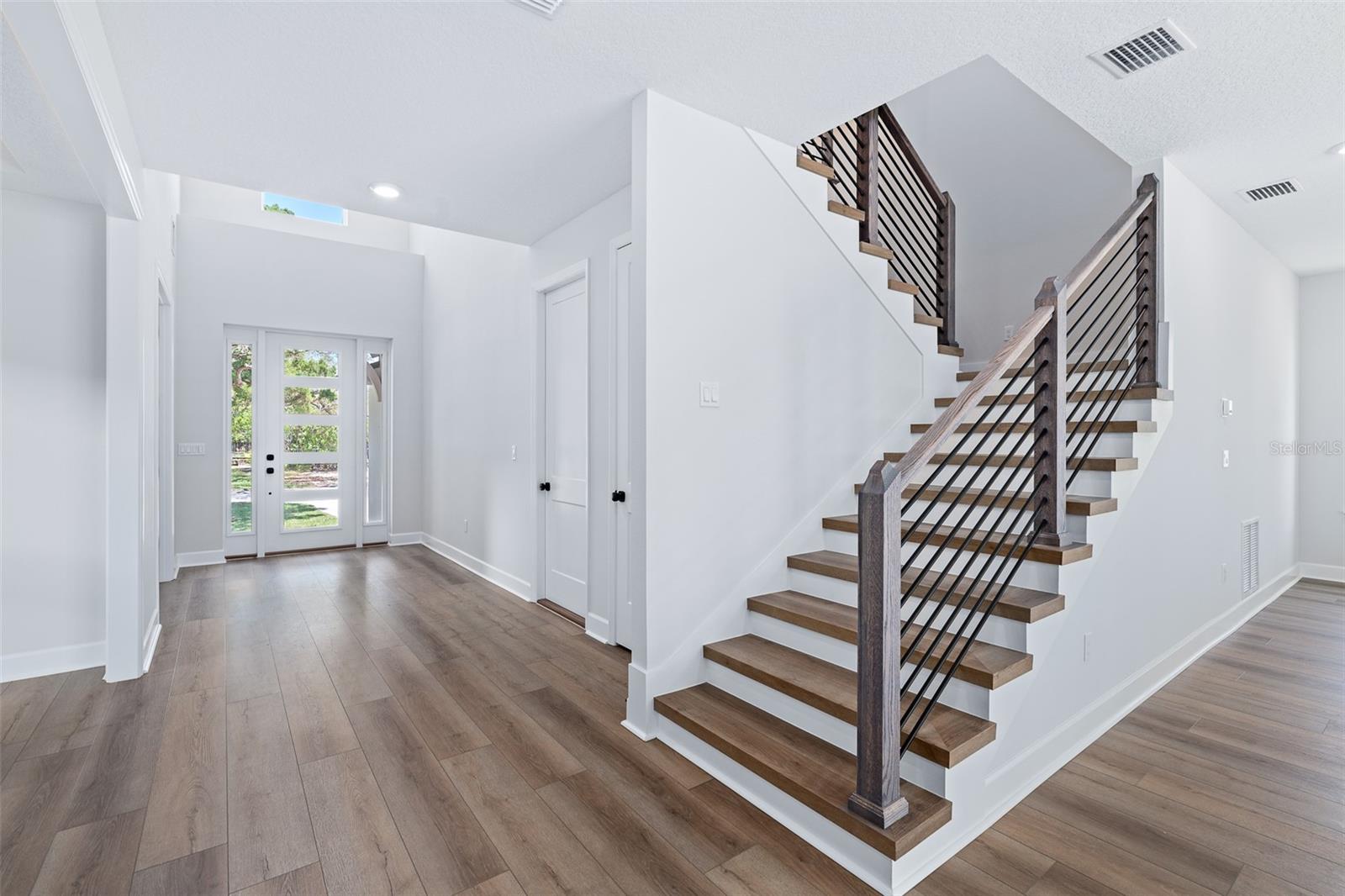 MICKLER'S WINDANTIDE - Residential