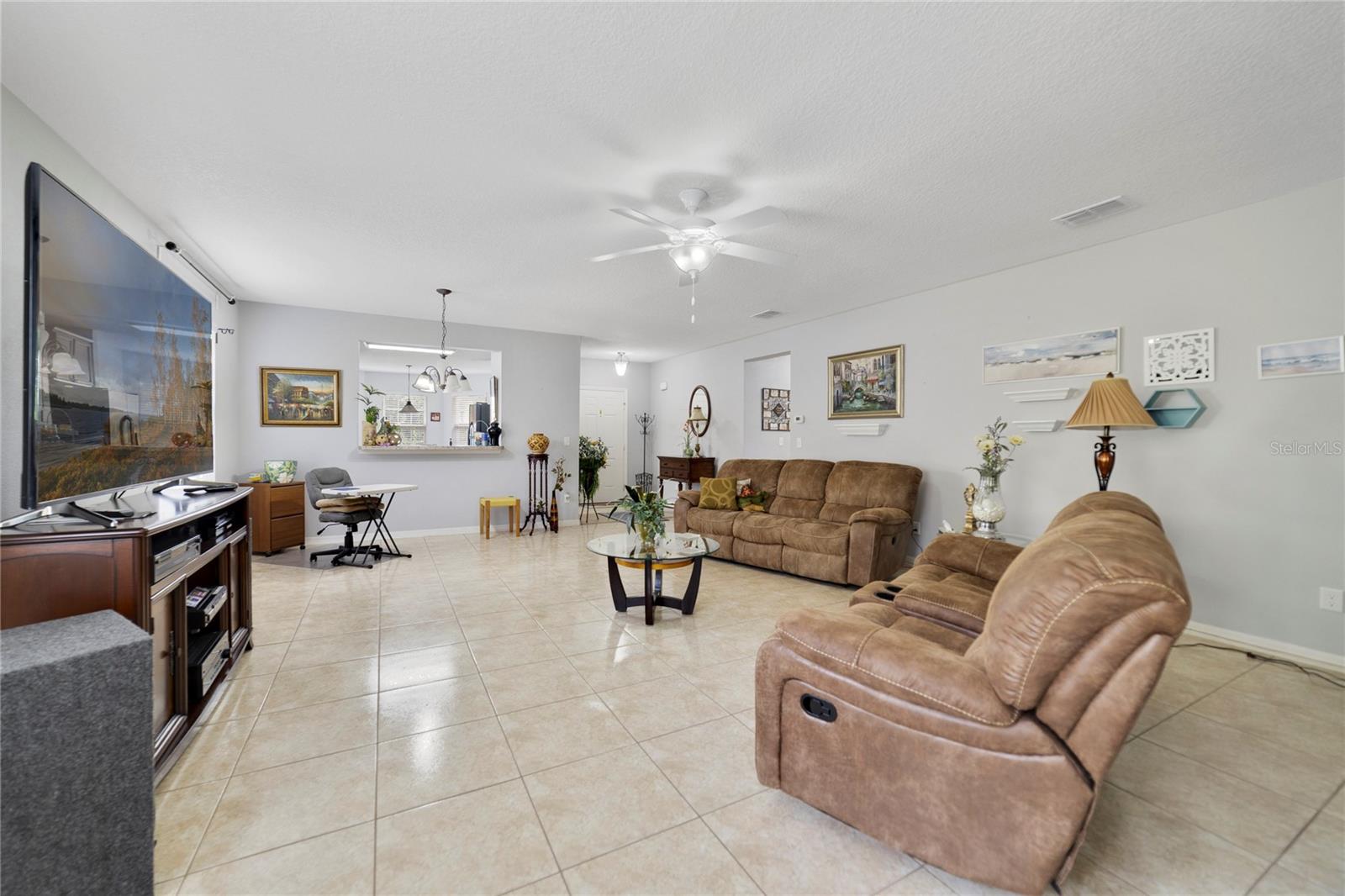 3823 RYEGRASS STREET