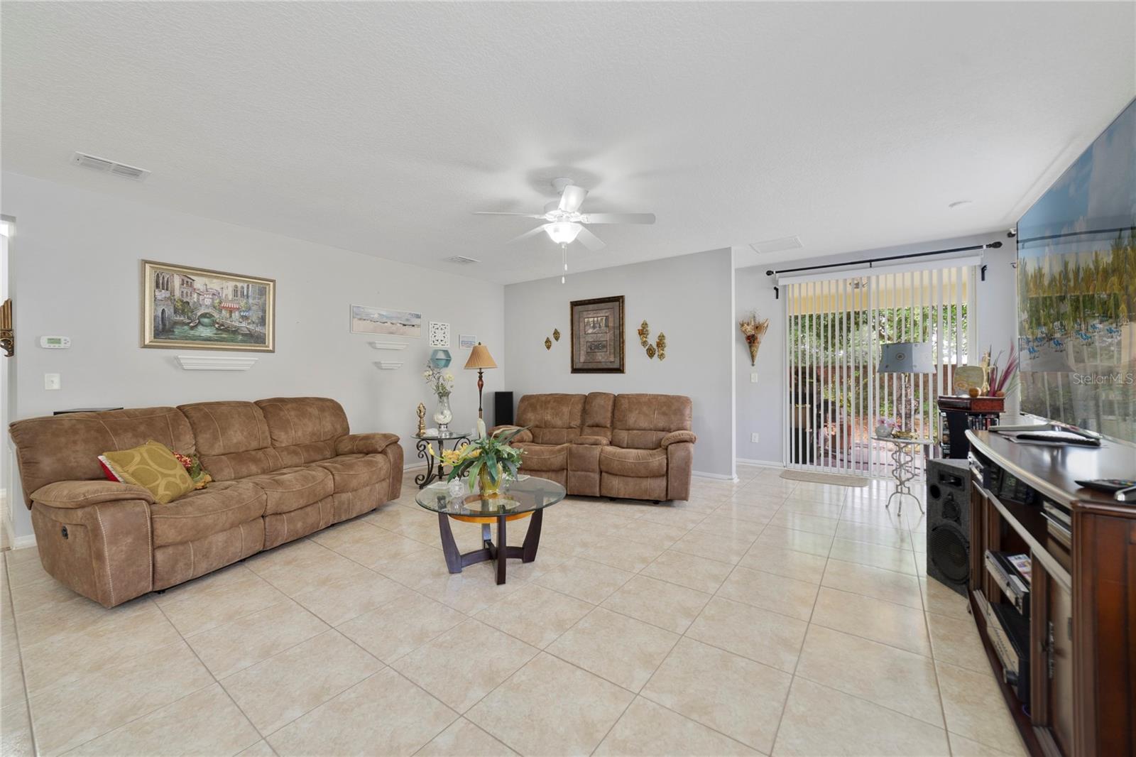 3823 RYEGRASS STREET