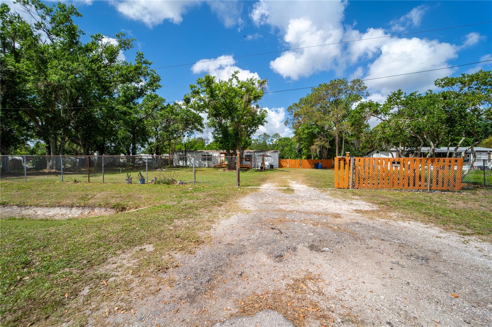 TROPICAL ACRES SOUTH UNIT 4 - Residential