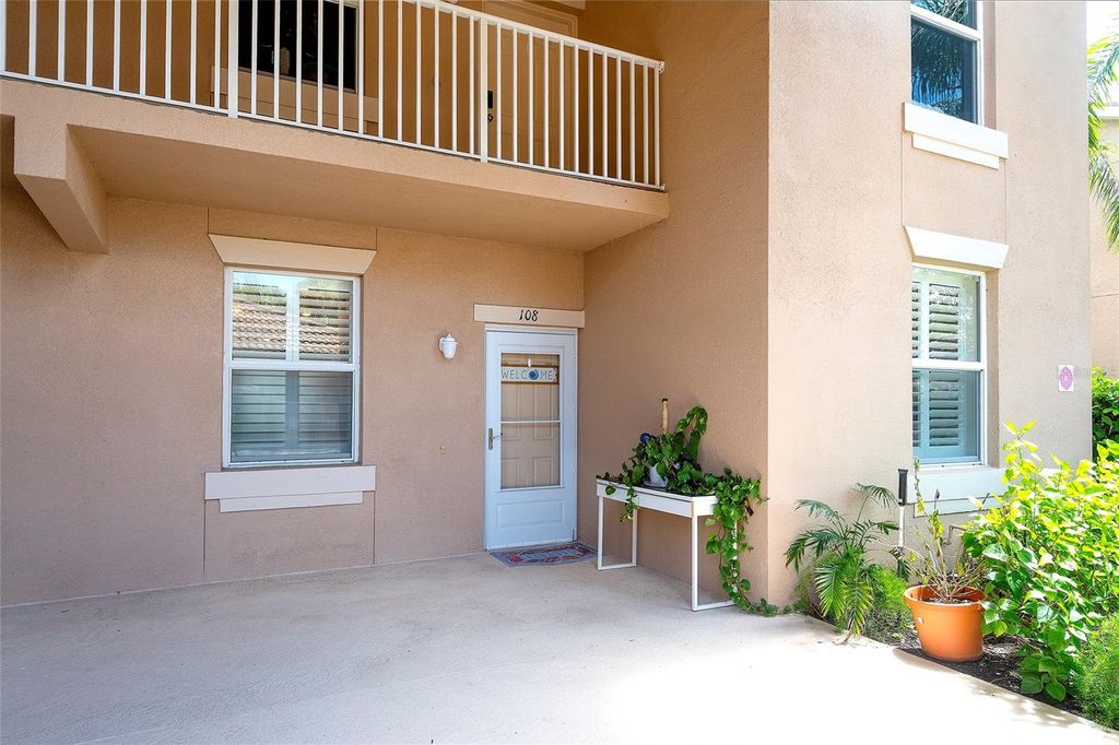 Photo of 803 Fairwaycove Lane #108, Bradenton, FL 34212 (MLS # A4664509)