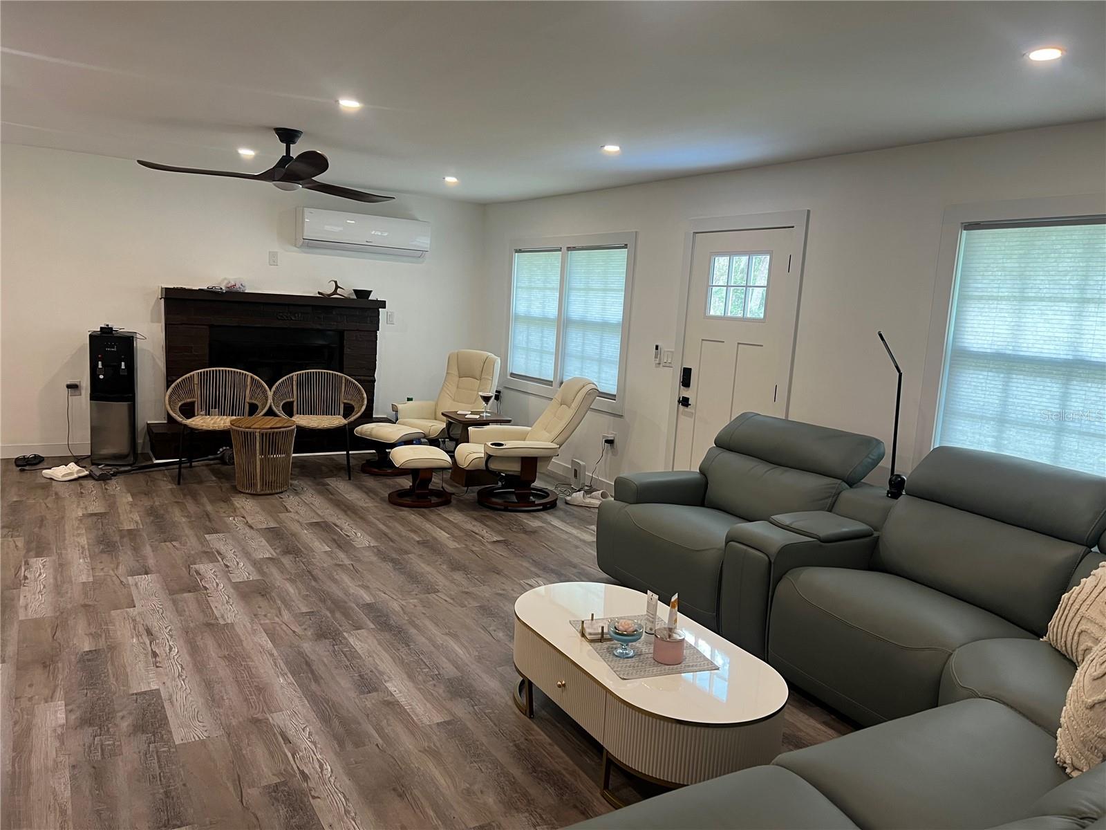 SHADY OAKS - Residential