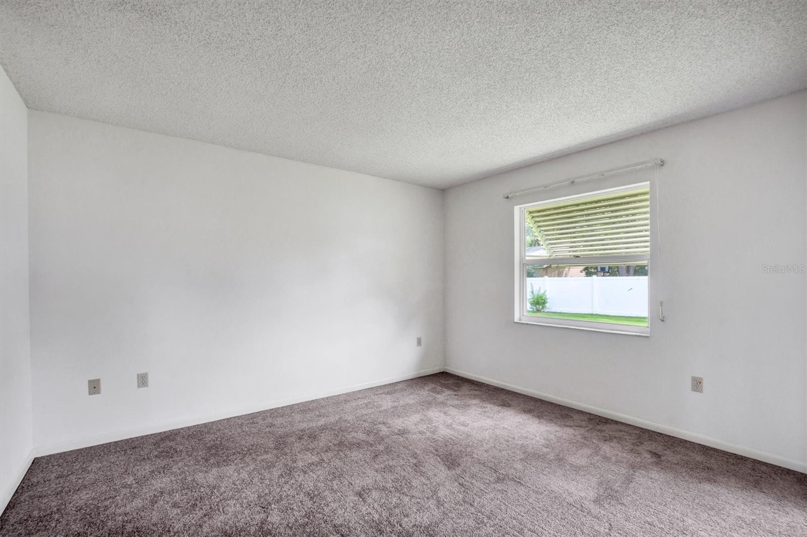 COLONNADES PH 01 - Residential