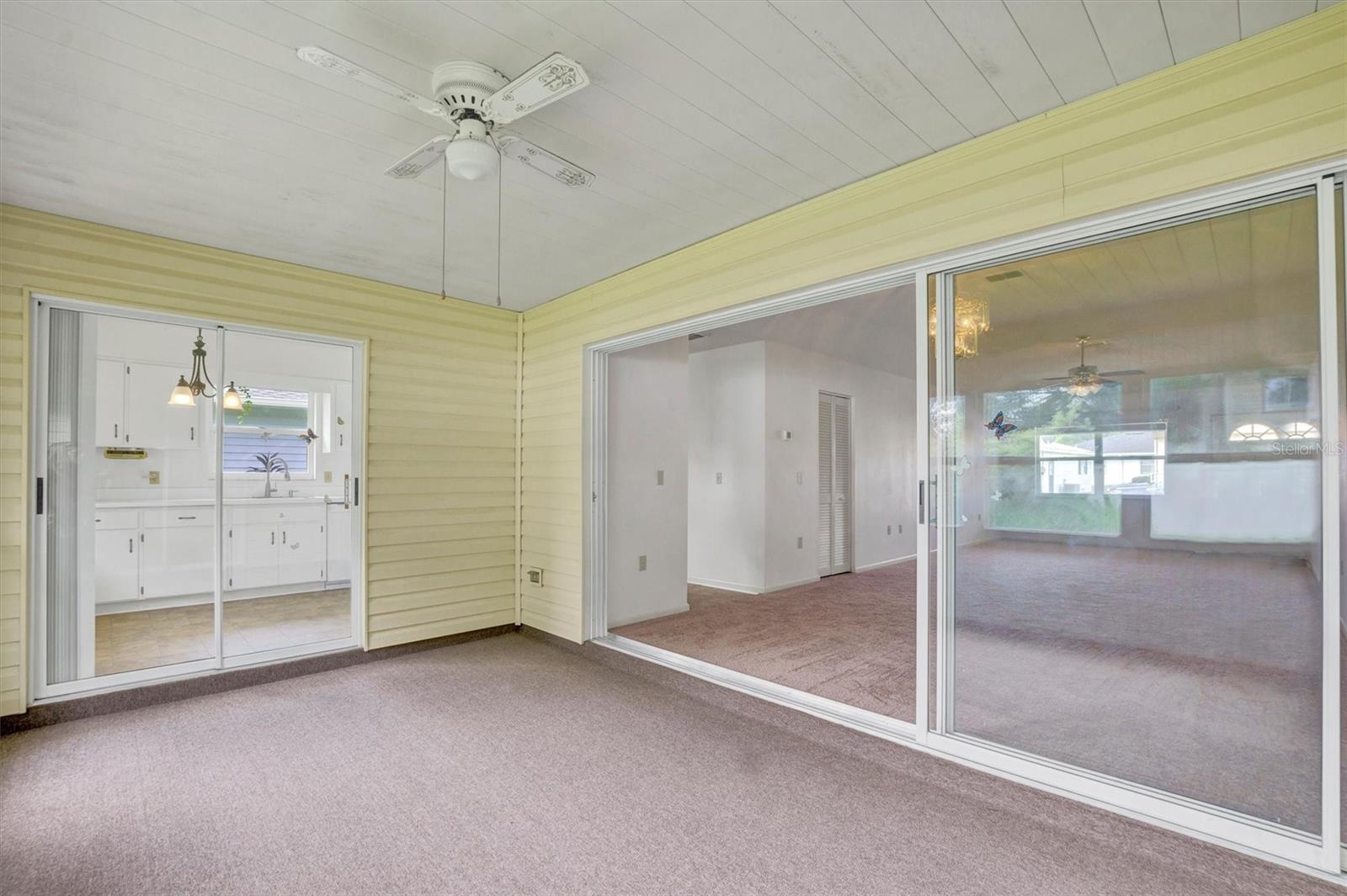 COLONNADES PH 01 - Residential