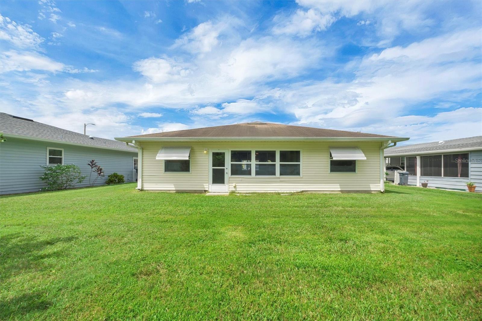 COLONNADES PH 01 - Residential