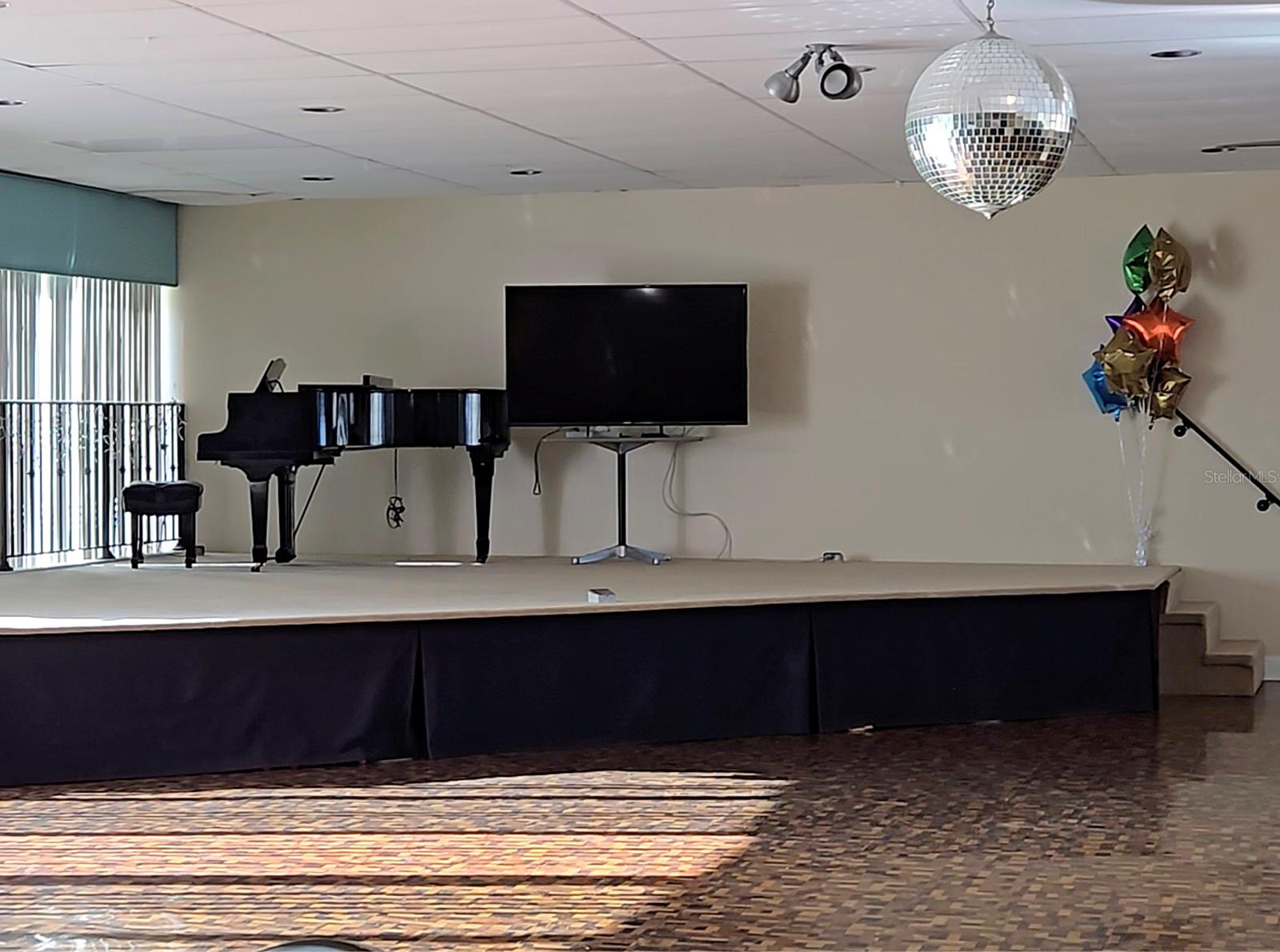 BAY ISLAND GROUP 1 - Residential