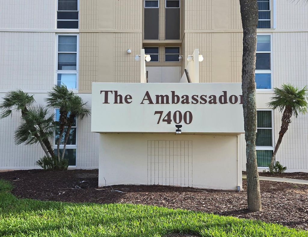 Photo of 7400 Sun Island Drive S #111, South Pasadena, FL 33707 (MLS # TB8489127)