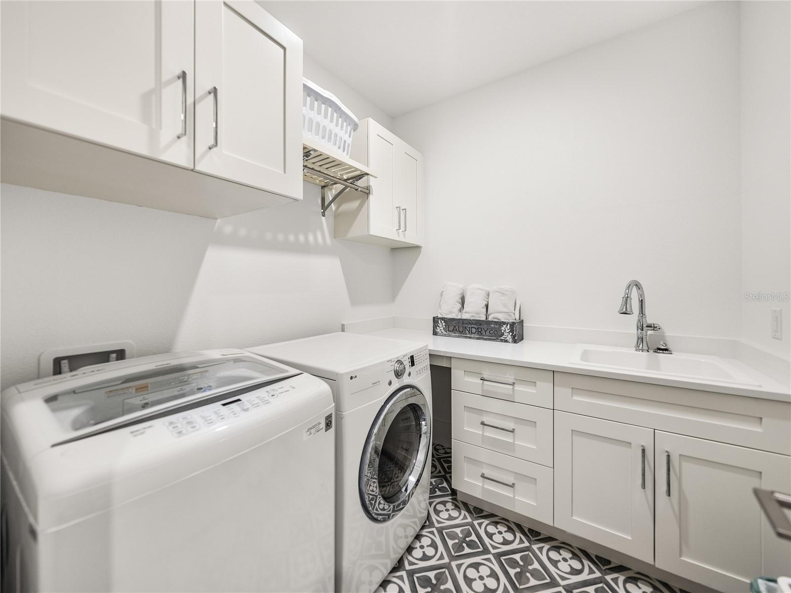 MIRABAY PH 1B-1/2A-1/3B-1 - Residential