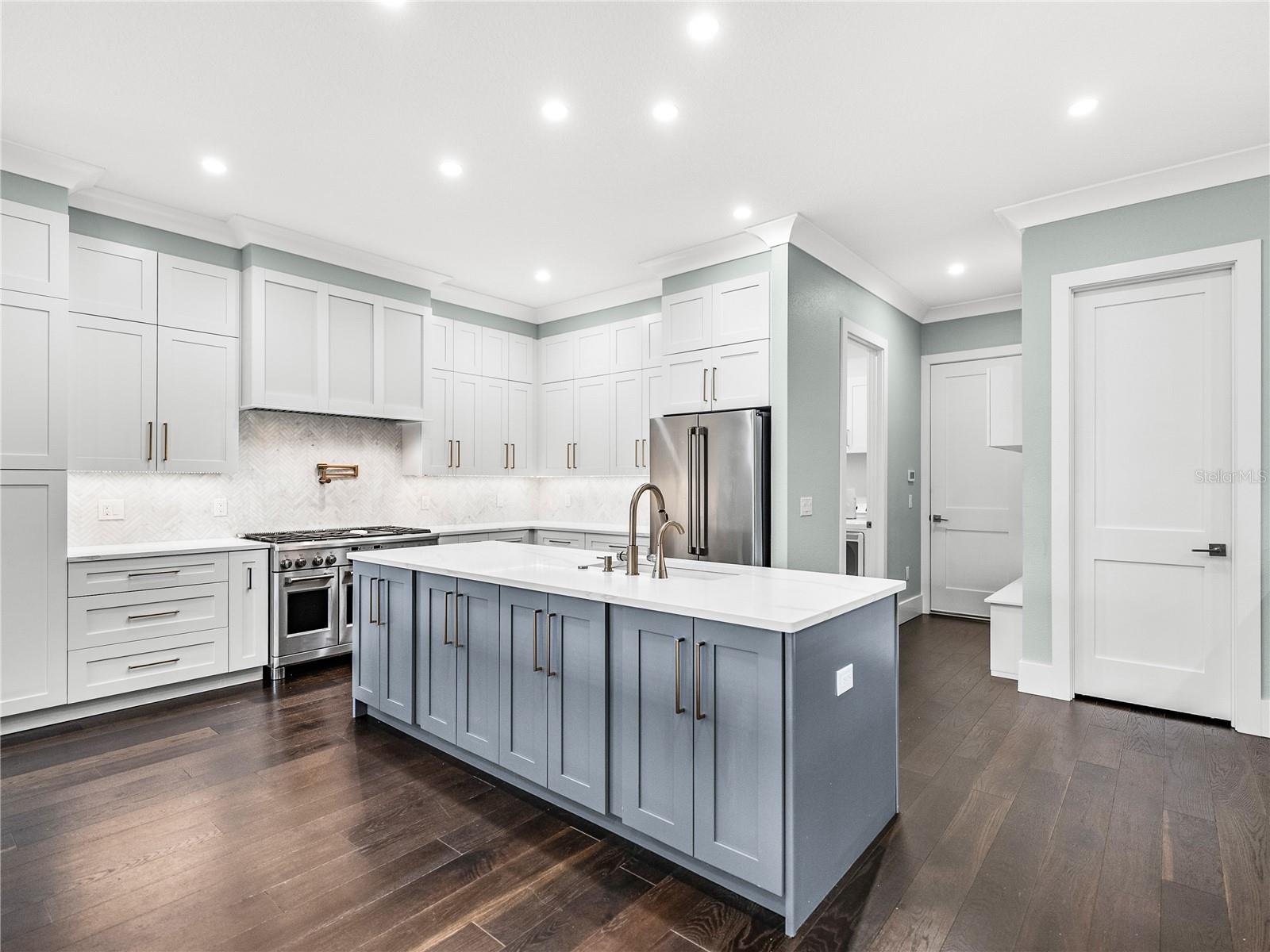 MIRABAY PH 1B-1/2A-1/3B-1 - Residential