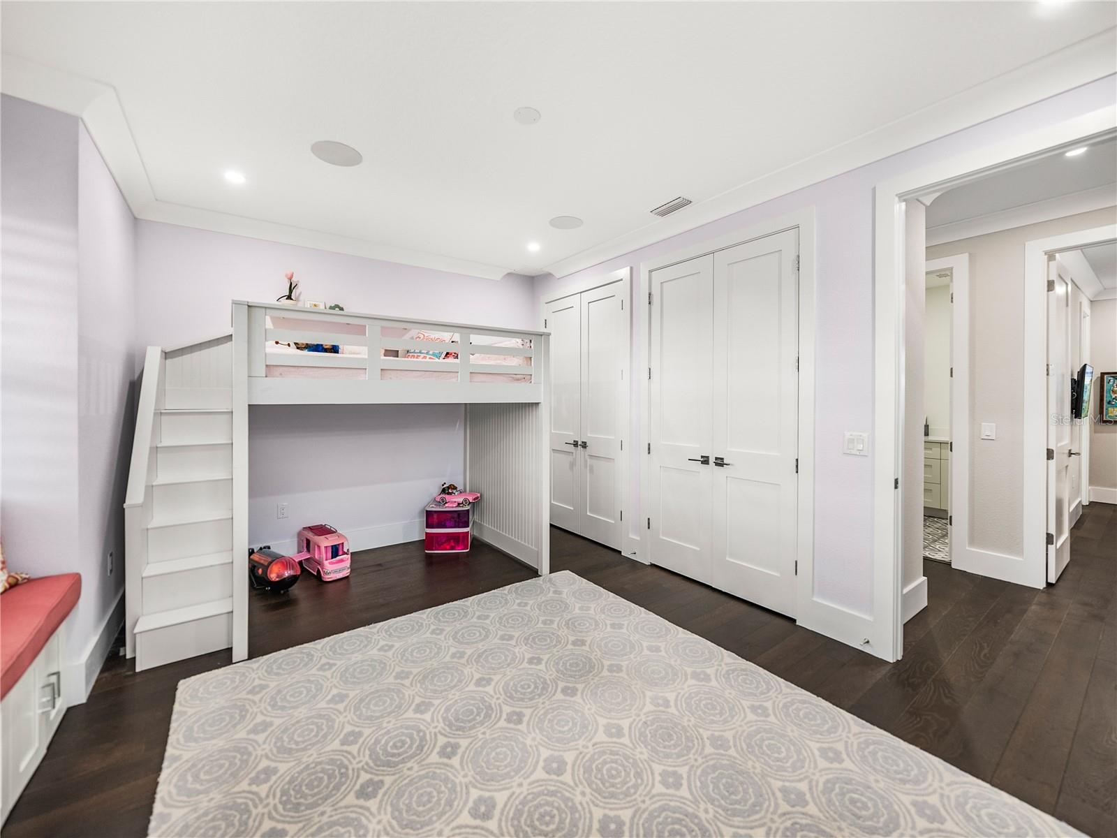 MIRABAY PH 1B-1/2A-1/3B-1 - Residential