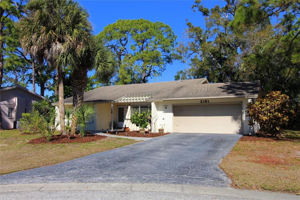 Photo of 2181 Pine Gardens Trail, Sarasota, FL 34231 (MLS # A4681808)