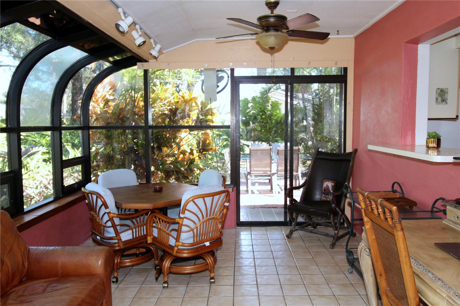 PINE GARDENS - Residential