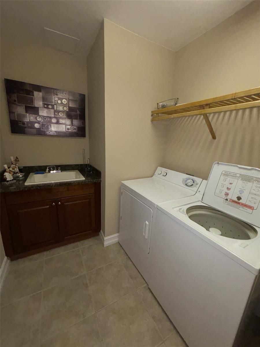 BELLA LAGO/VIVANTE XXI - Residential Lease