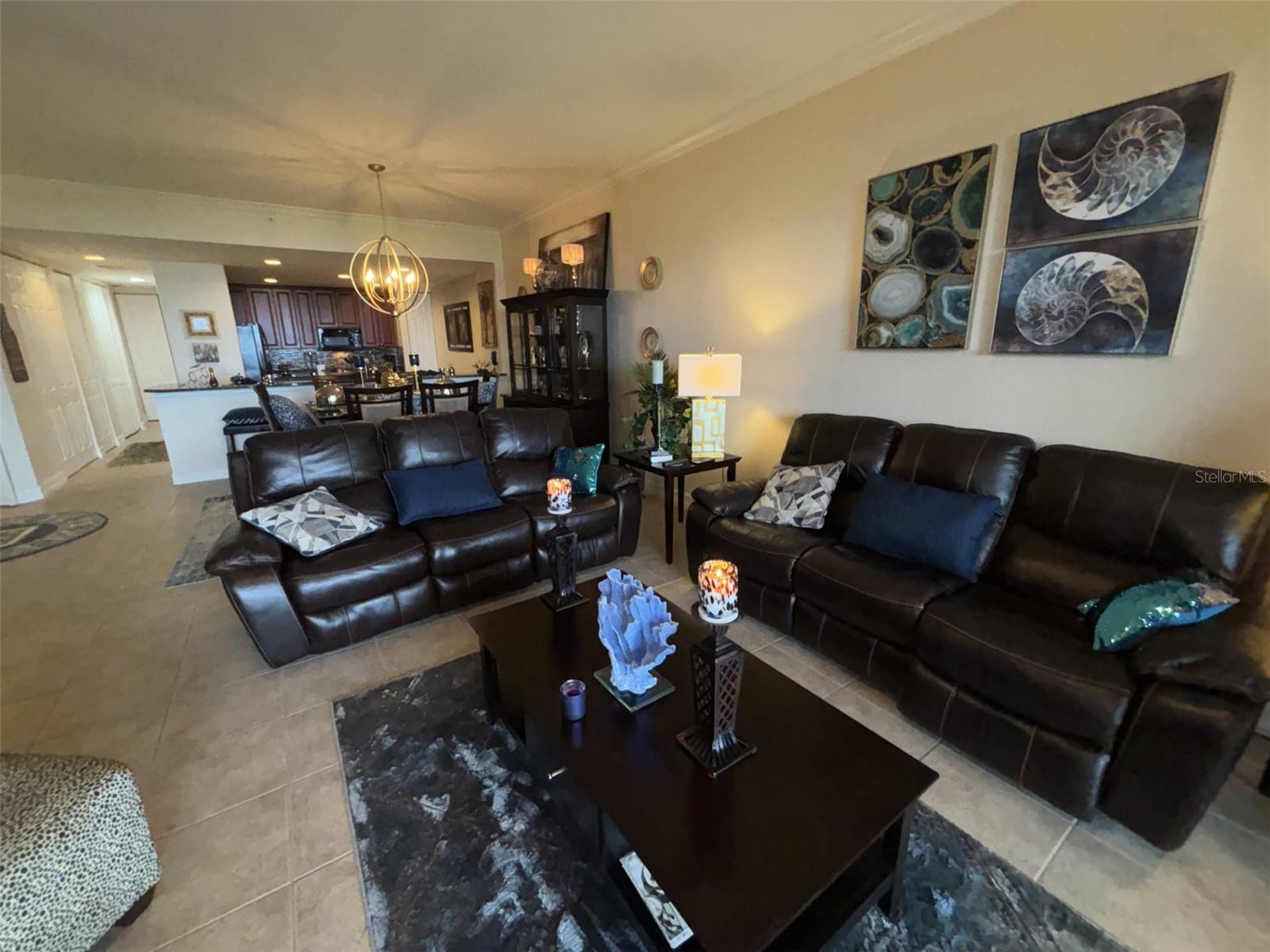 BELLA LAGO/VIVANTE XXI - Residential Lease