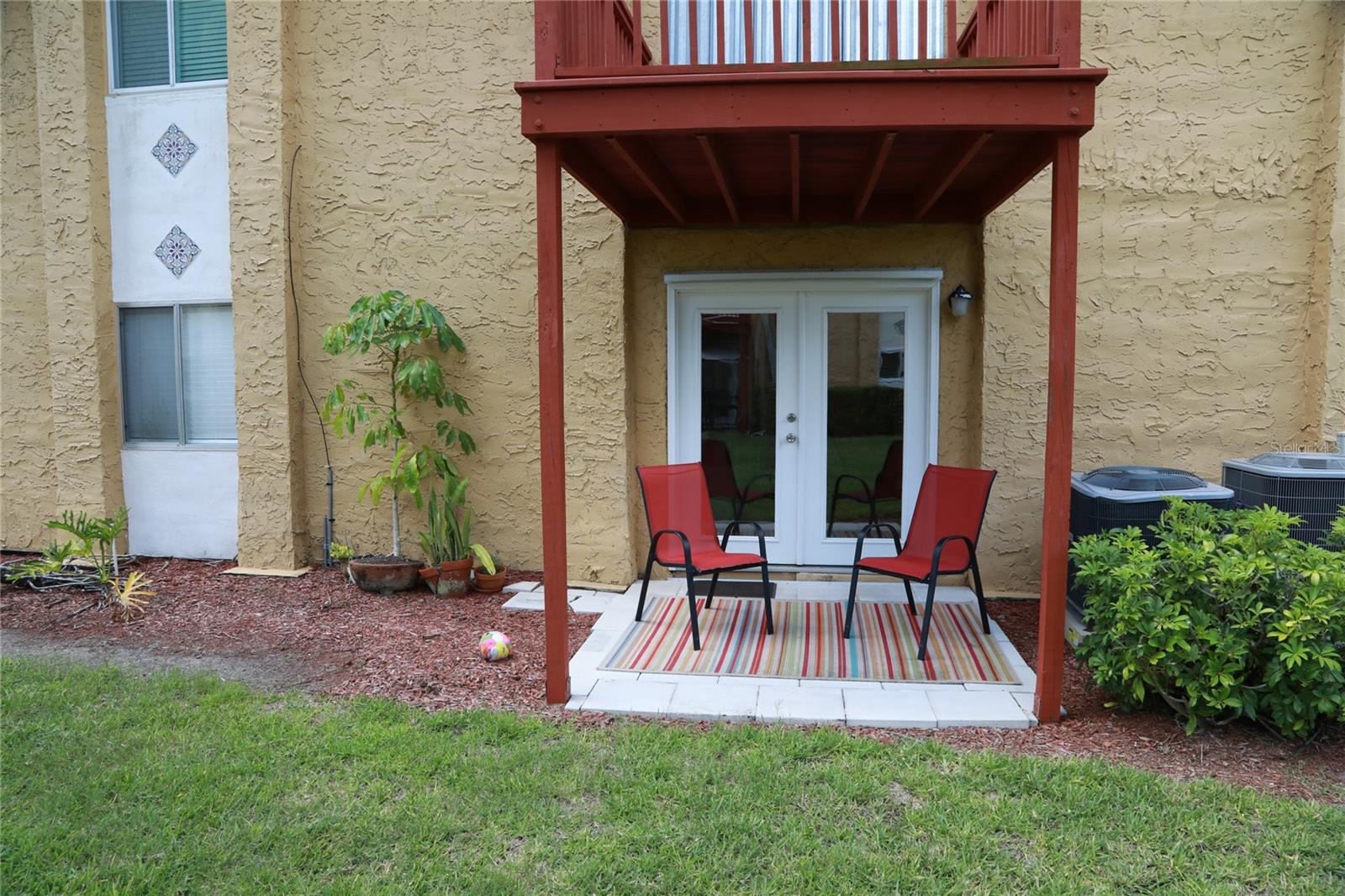 VISTAS ON BENEVA - Residential