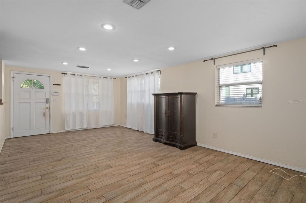 Photo of 6706 S Trask Street, Tampa, FL 33616 (MLS # TB8461628)