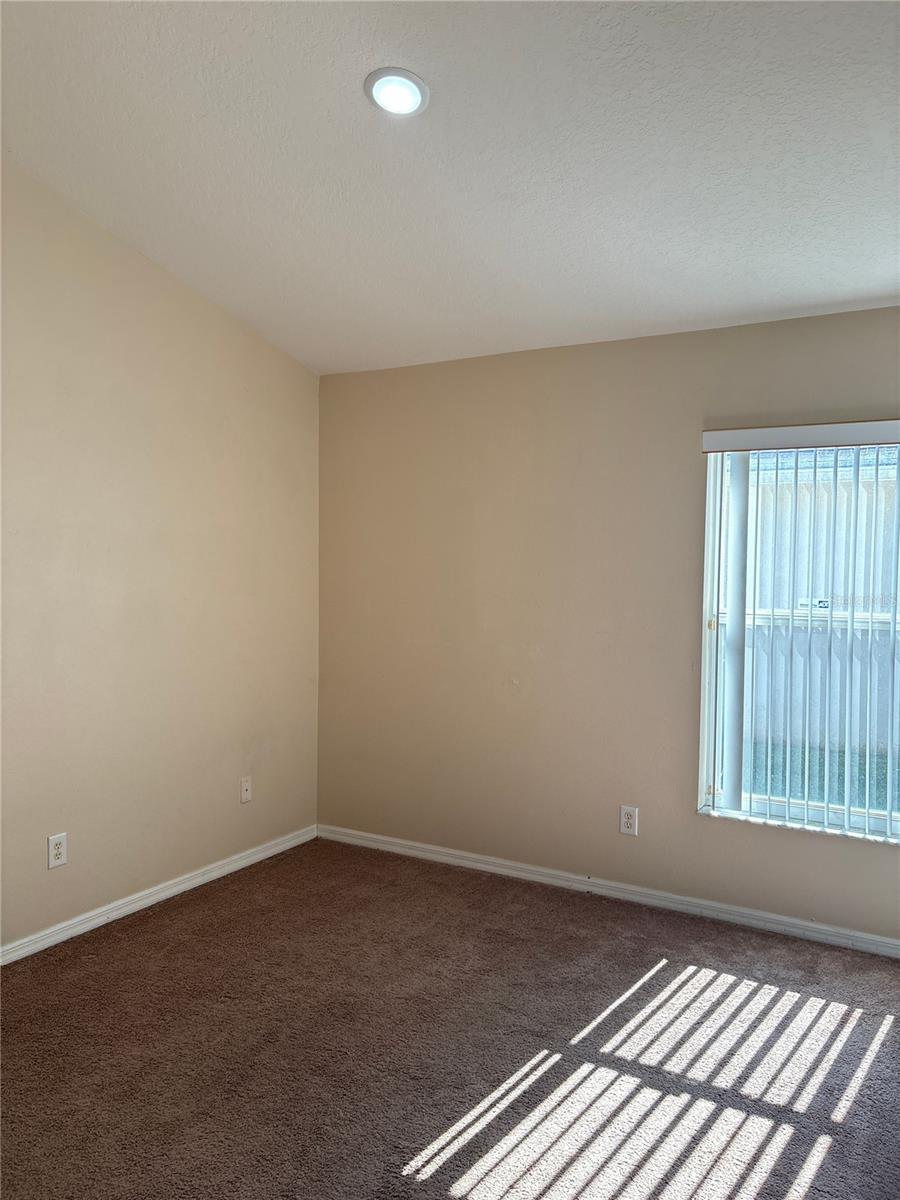 CRYSTAL GLEN - Residential Lease