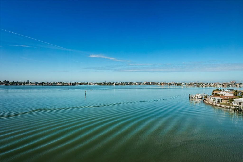 Photo of 4750 Cove Circle #605, St Petersburg, FL 33708 (MLS # TB8462376)