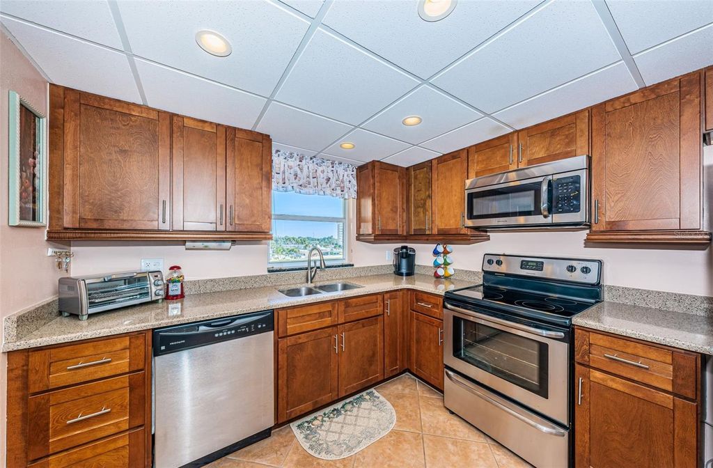 Photo of 4750 Cove Circle #605, St Petersburg, FL 33708 (MLS # TB8462376)