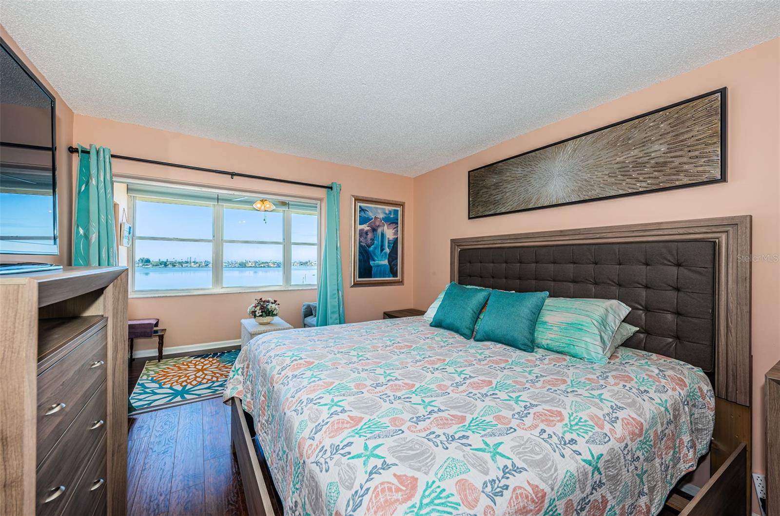 LEXINGTON TOWERS CONDO - Residential