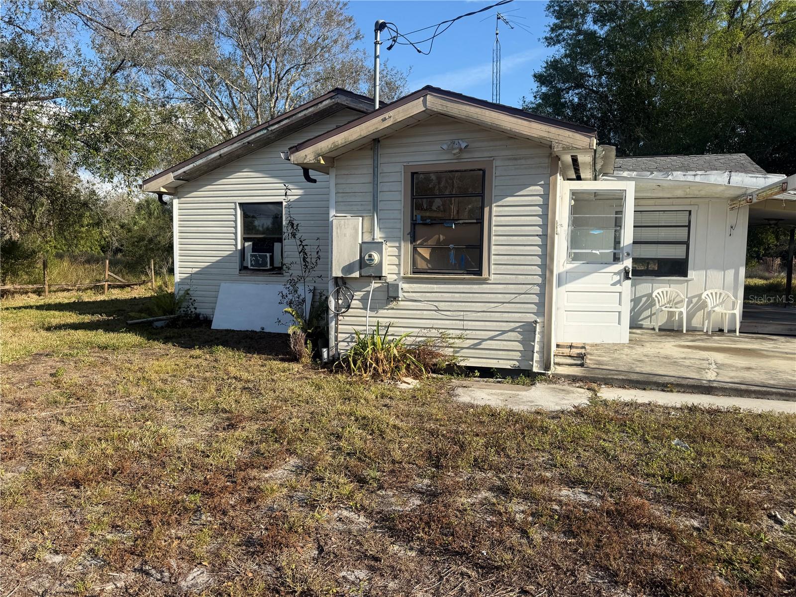 CLEVELAND NORTH - Commercial Sale