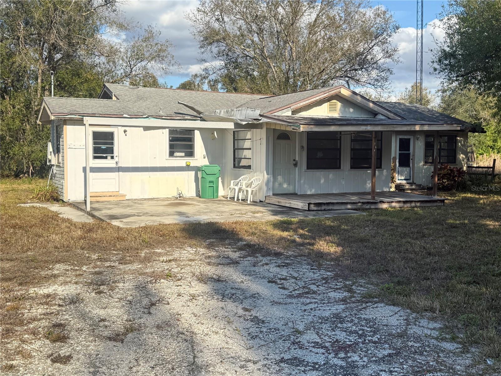 CLEVELAND NORTH - Commercial Sale