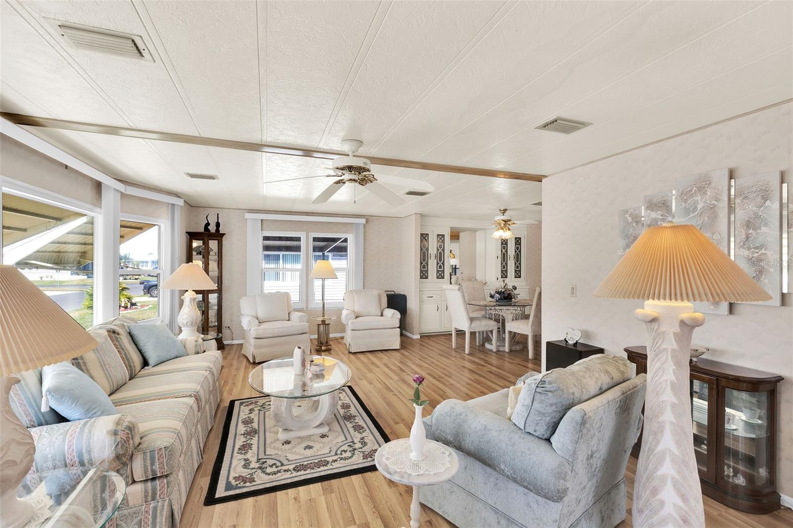 LA CASA MHP CO-OP - Residential