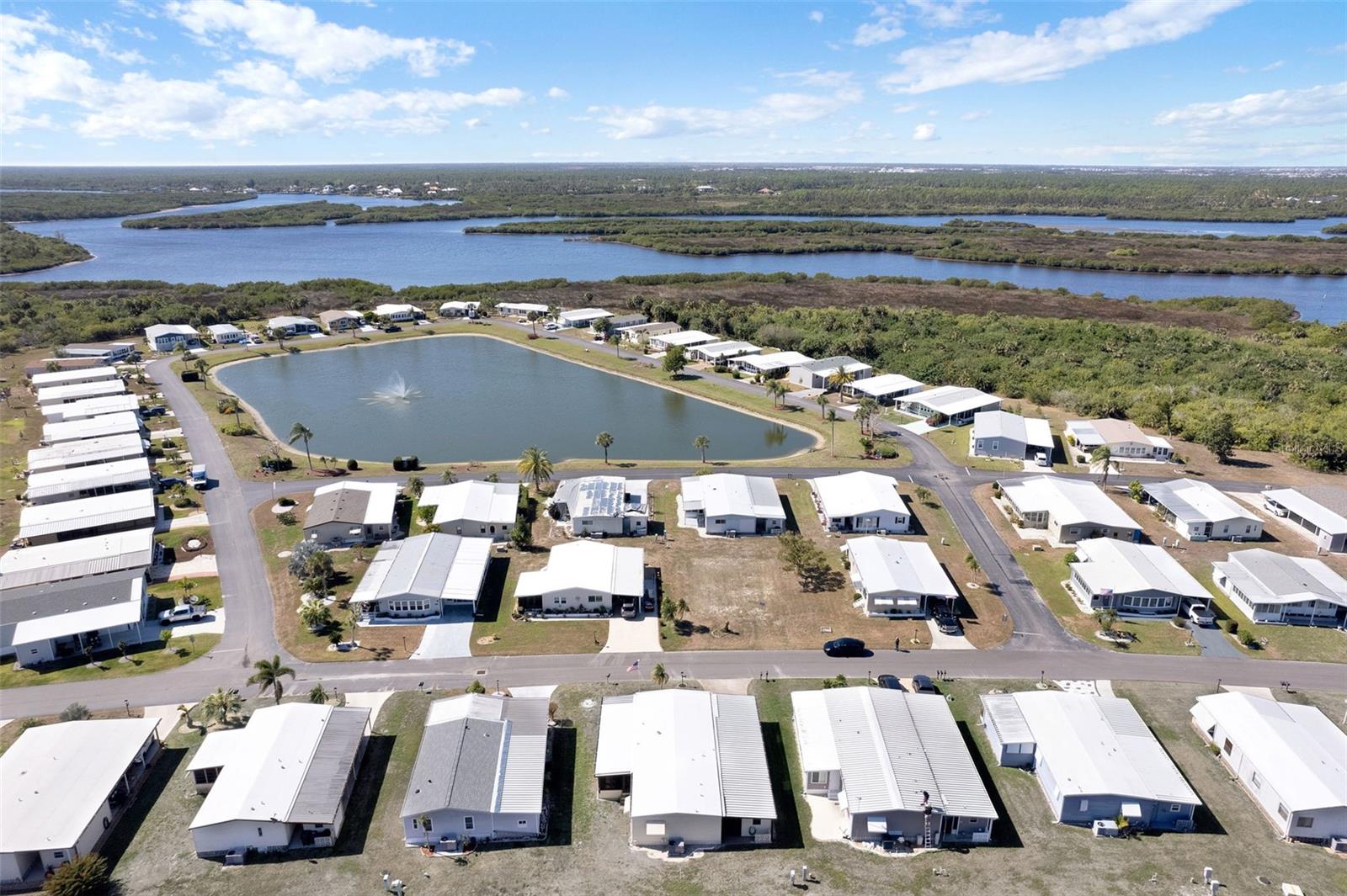 LA CASA MHP CO-OP - Residential