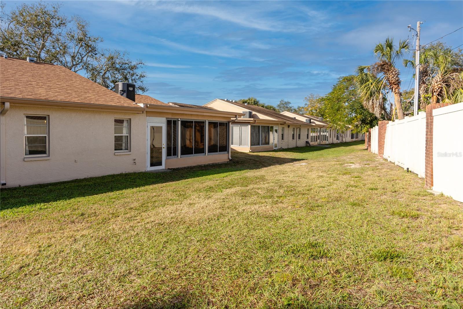 HOLIDAY LAKE VILLAS CONDO - Residential