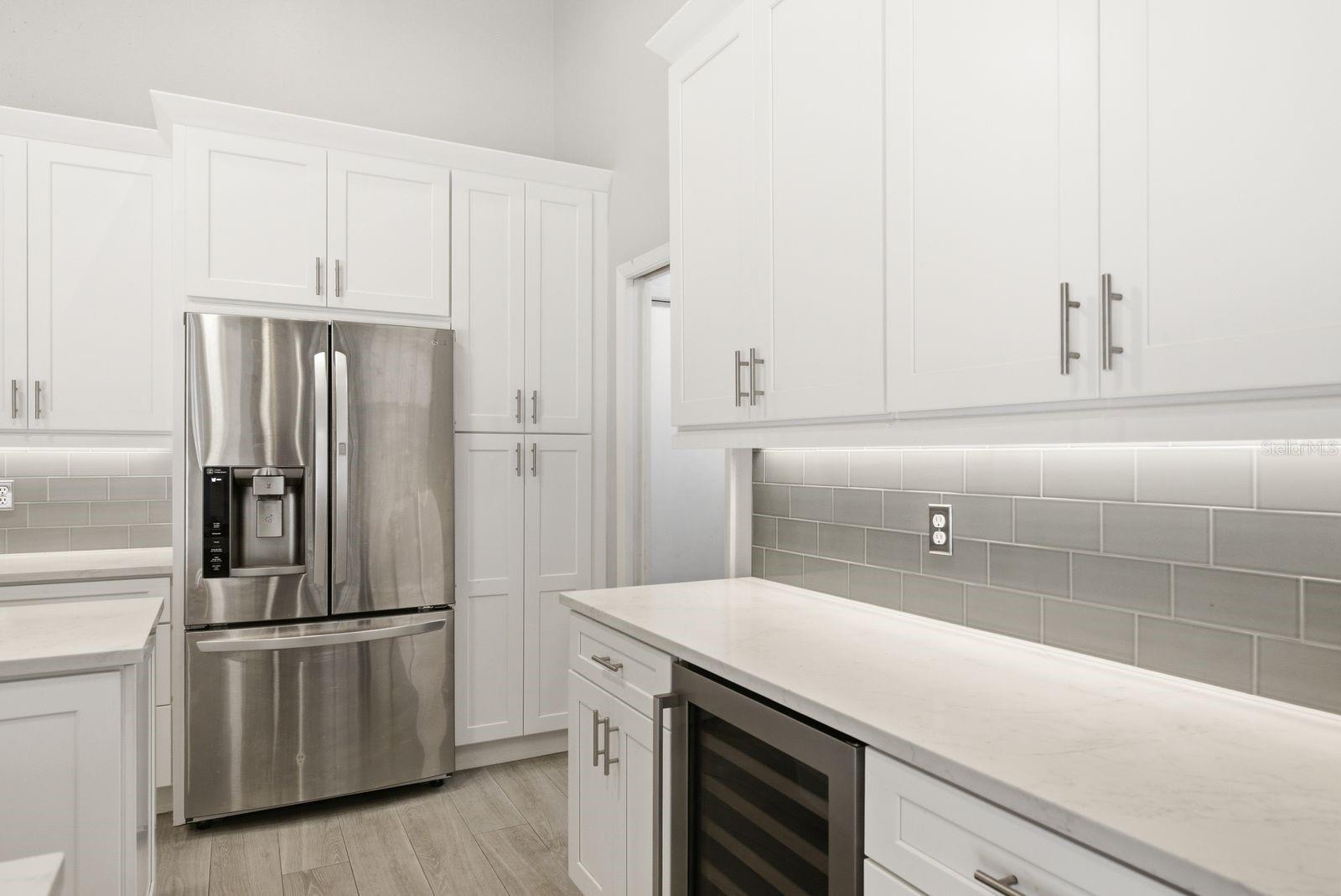 PIPERS MEADOW - Residential