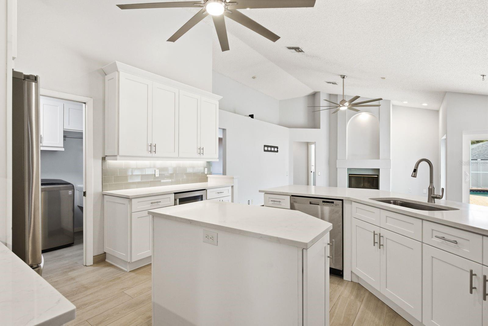 PIPERS MEADOW - Residential