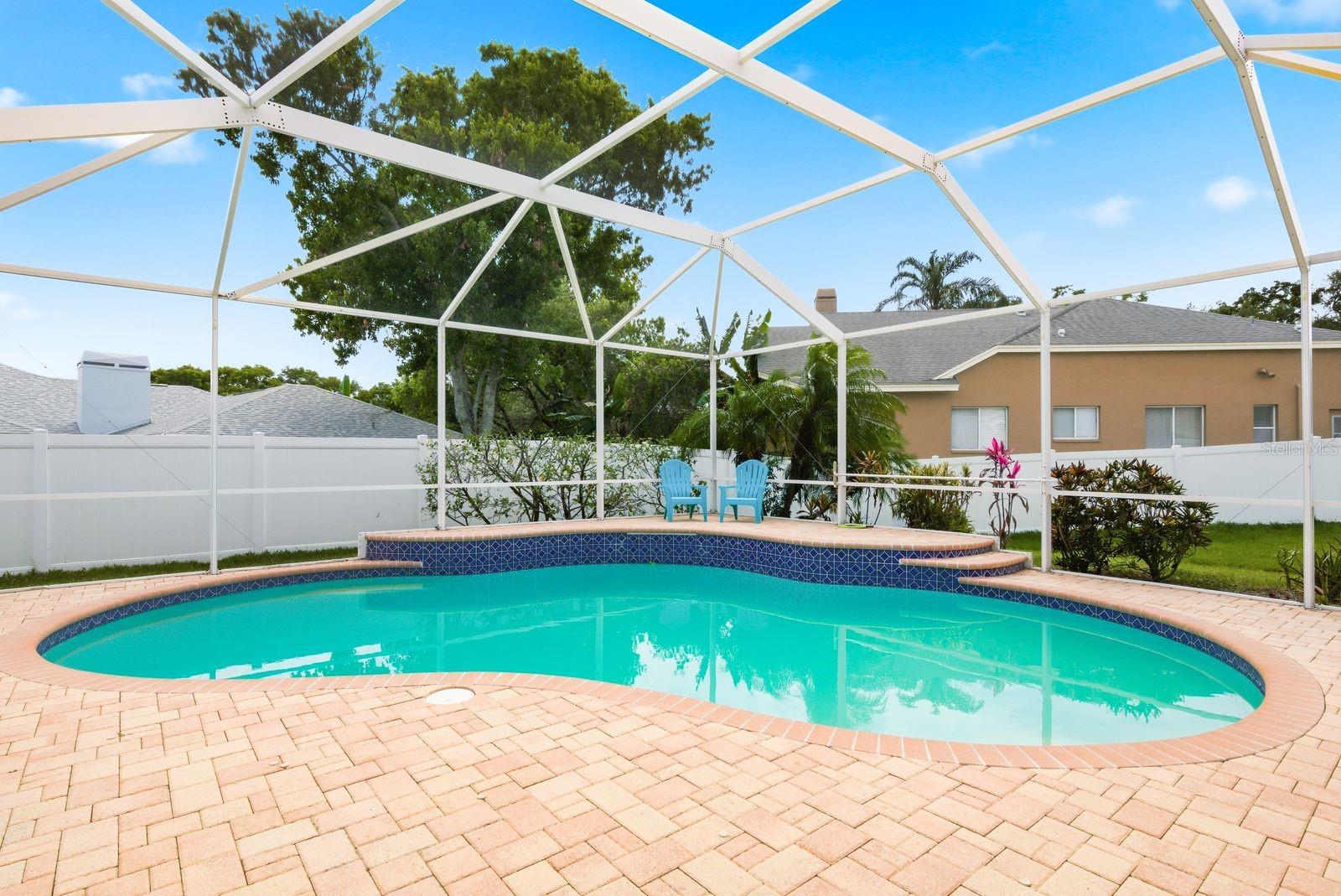 PIPERS MEADOW - Residential