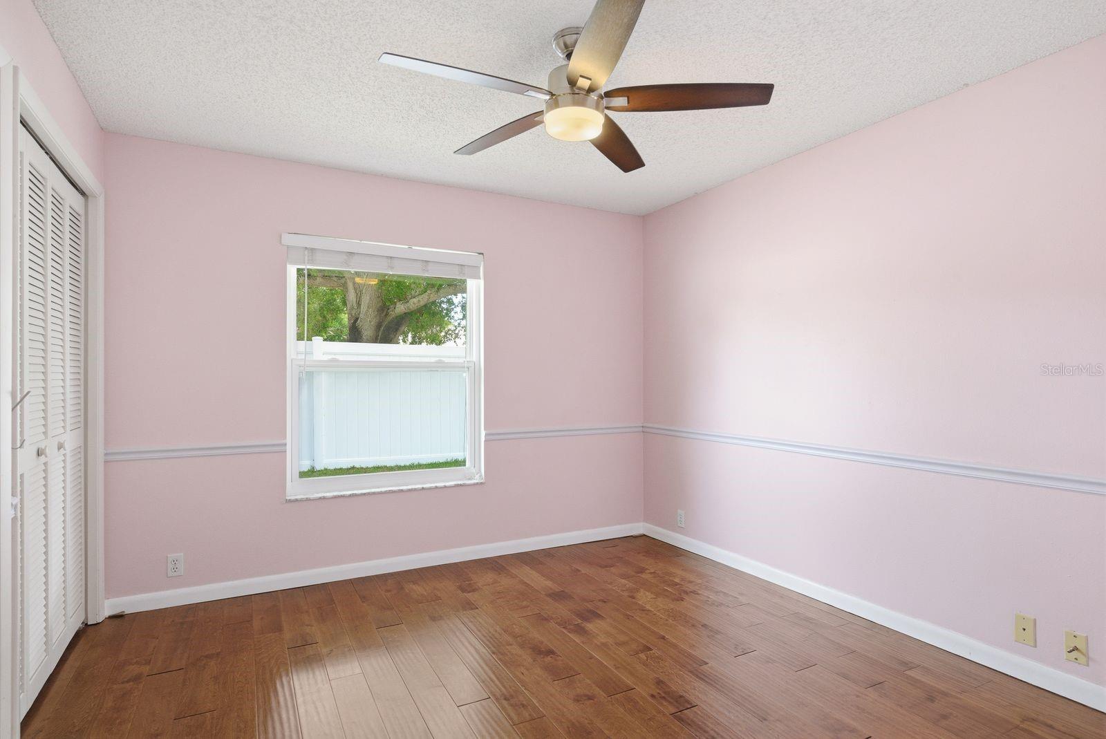 PIPERS MEADOW - Residential