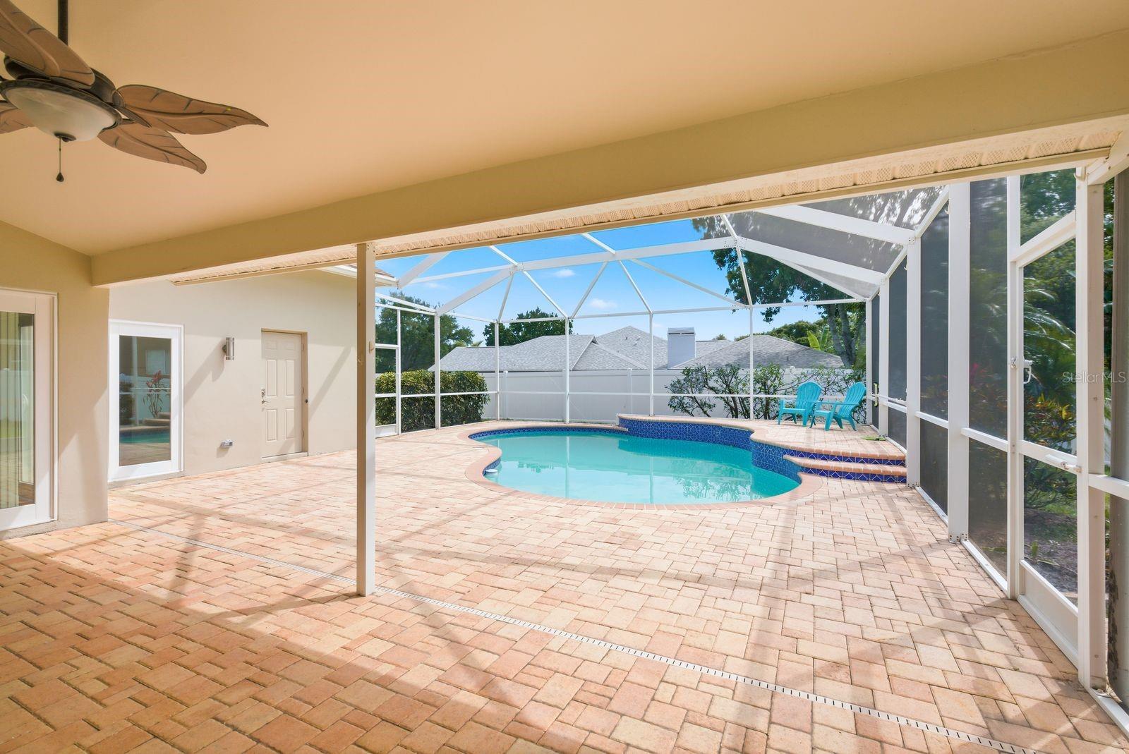 PIPERS MEADOW - Residential