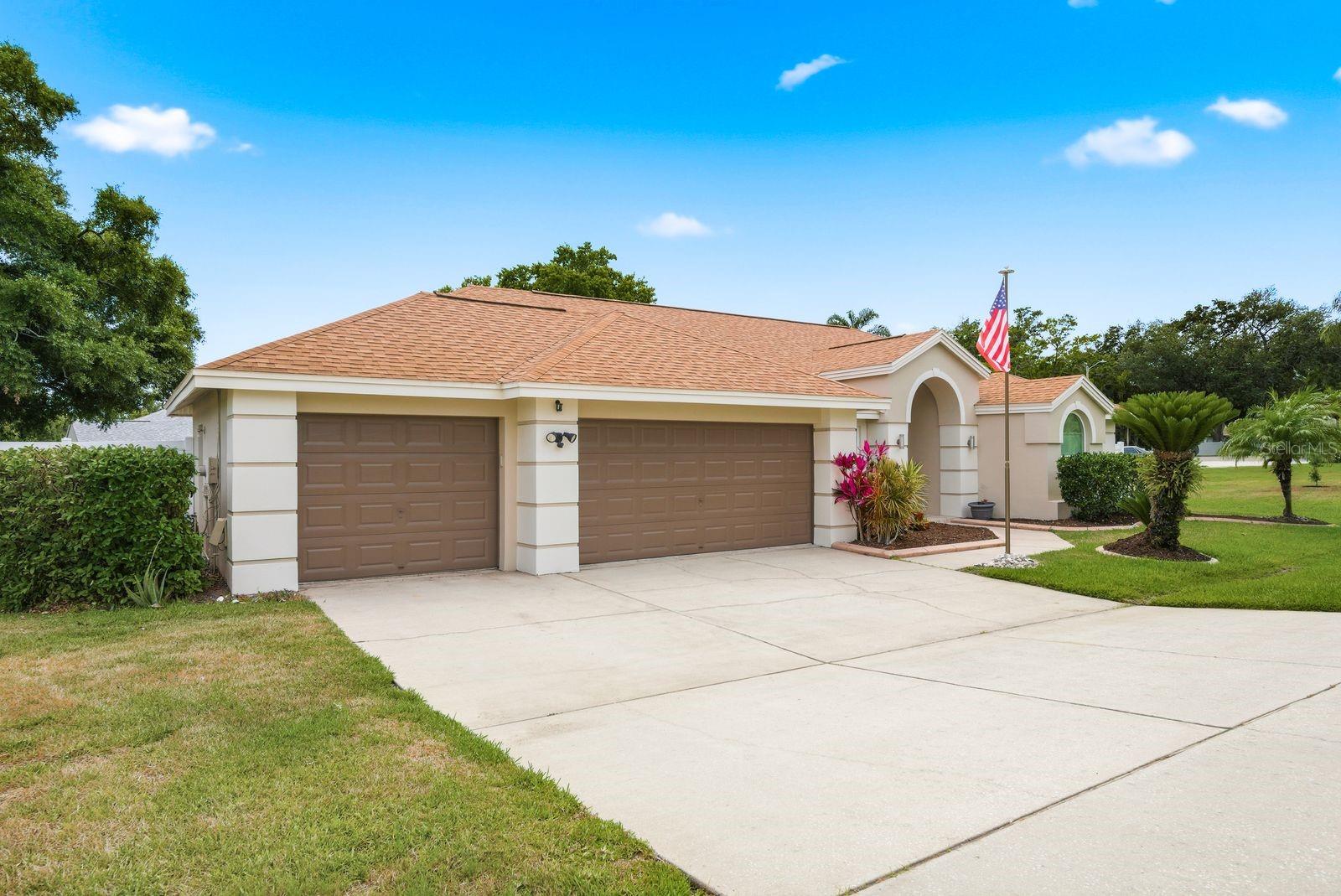 PIPERS MEADOW - Residential