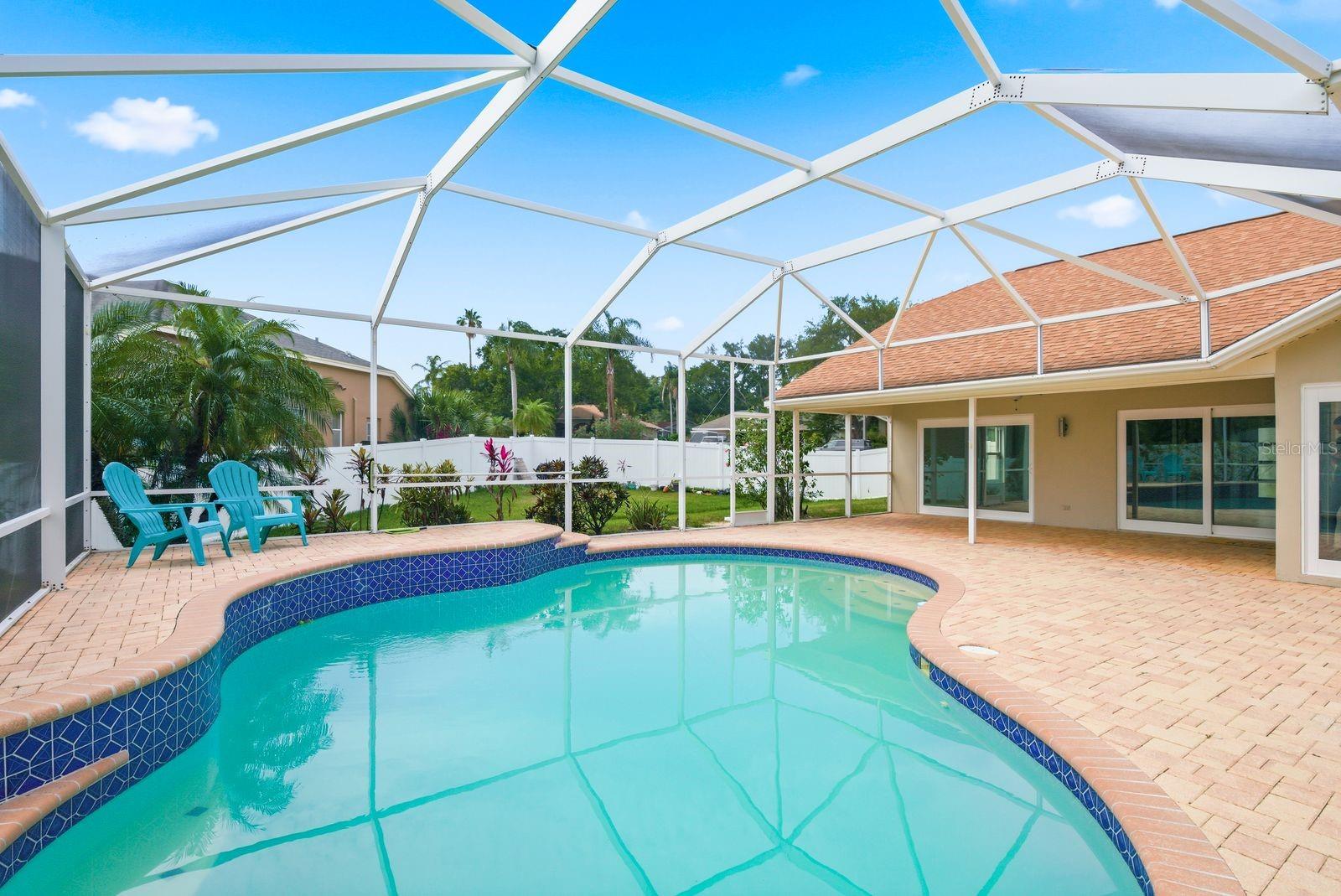 PIPERS MEADOW - Residential