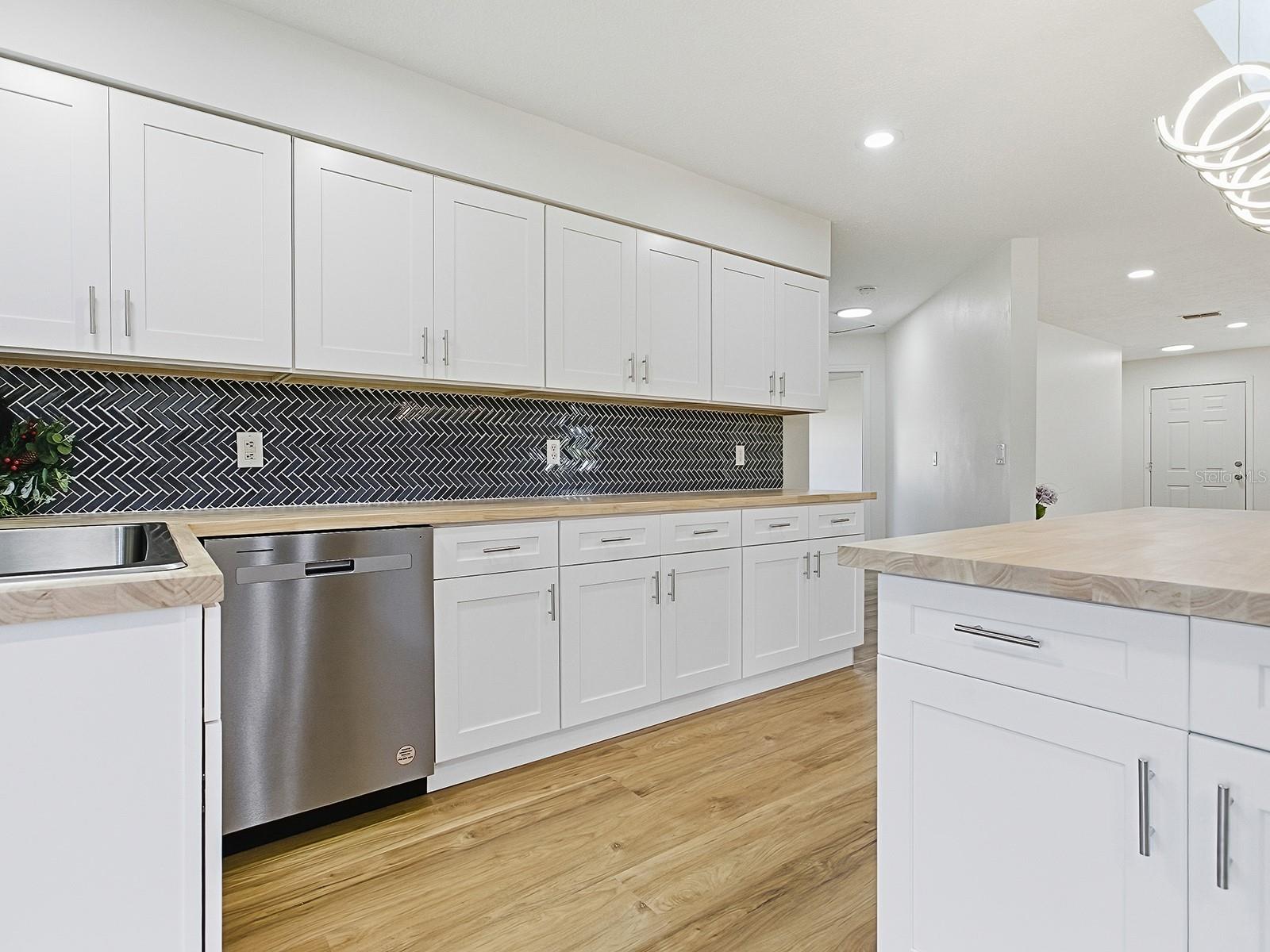 CITRUS HILLS 1ST ADD - Residential