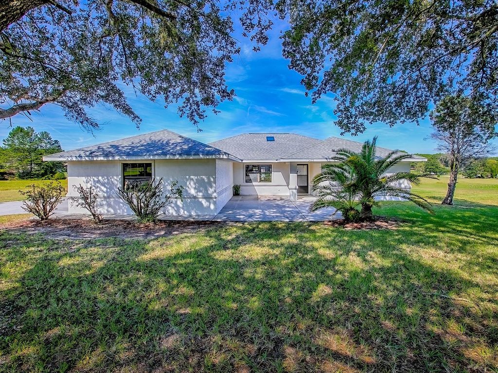 Photo of 253 E Cumberland Court, Hernando, FL 34442 (MLS # G5103781)