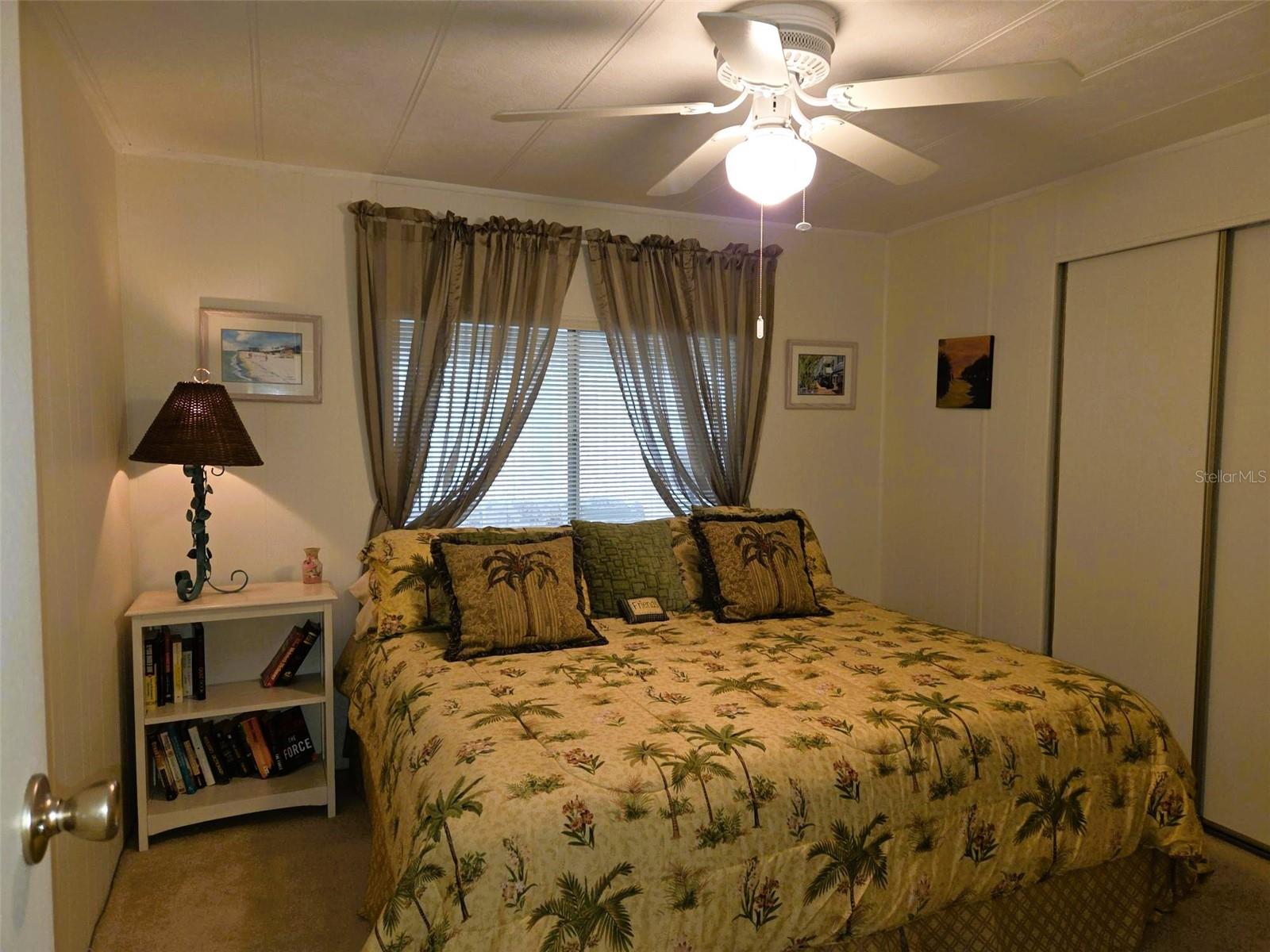 OAKWOOD MANOR - Residential