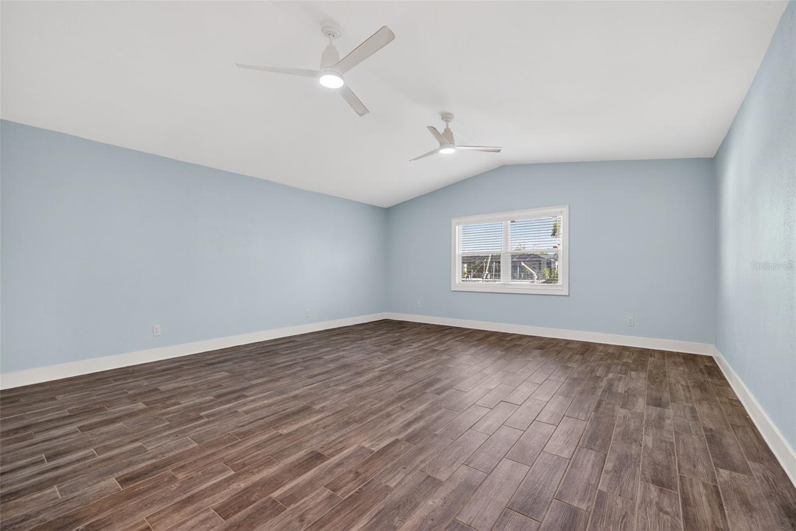 BAY CREST PARK UNIT NO 11 - Residential