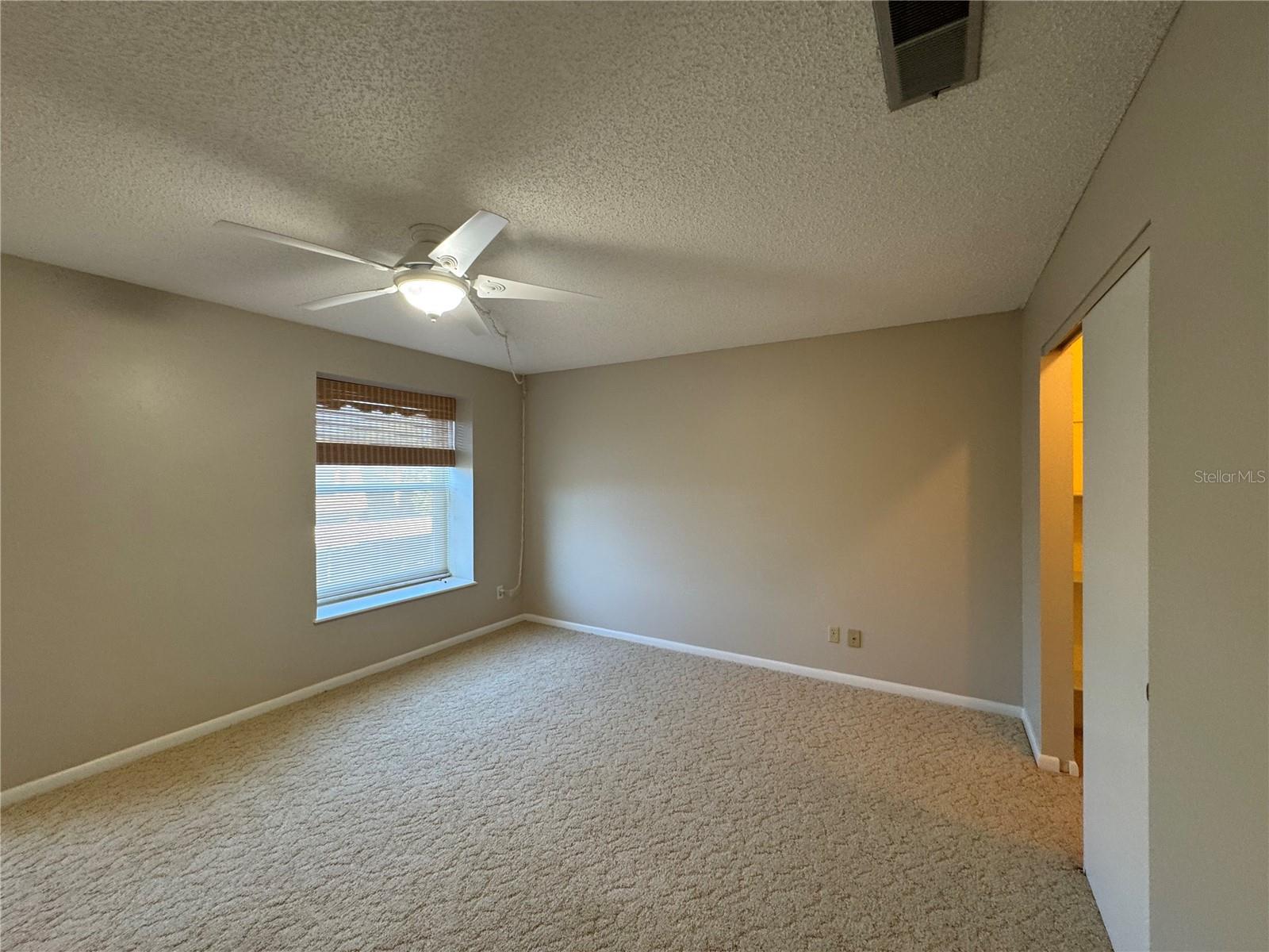 FOUR SEASONS CONDO - Residential Lease