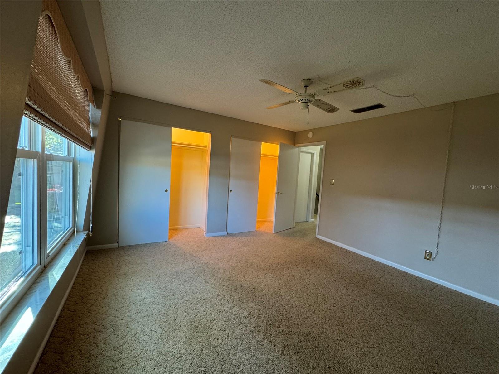 FOUR SEASONS CONDO - Residential Lease