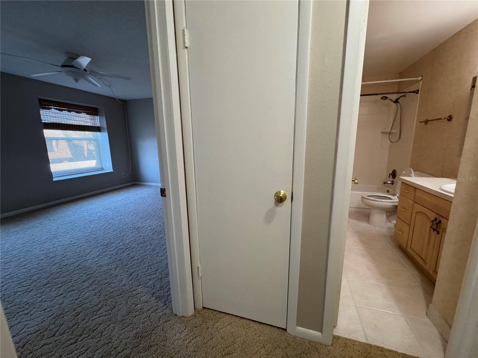 FOUR SEASONS CONDO - Residential Lease