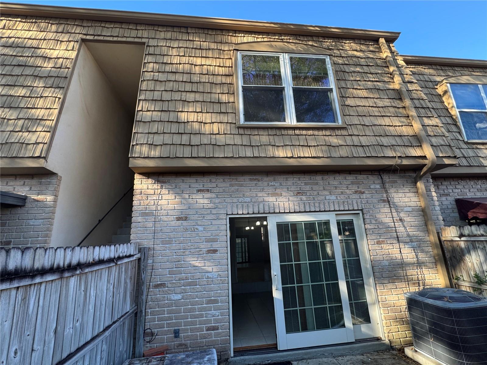 FOUR SEASONS CONDO - Residential Lease