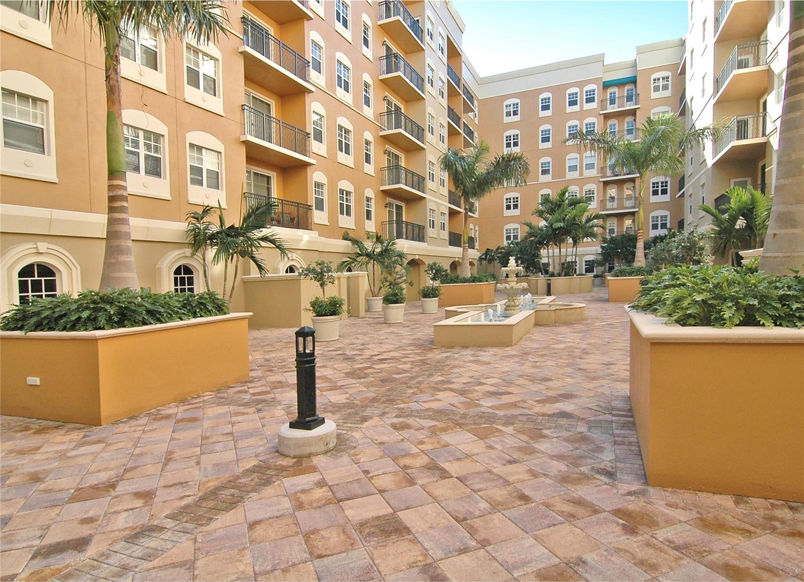 BROADWAY PROMENADE - Residential Lease