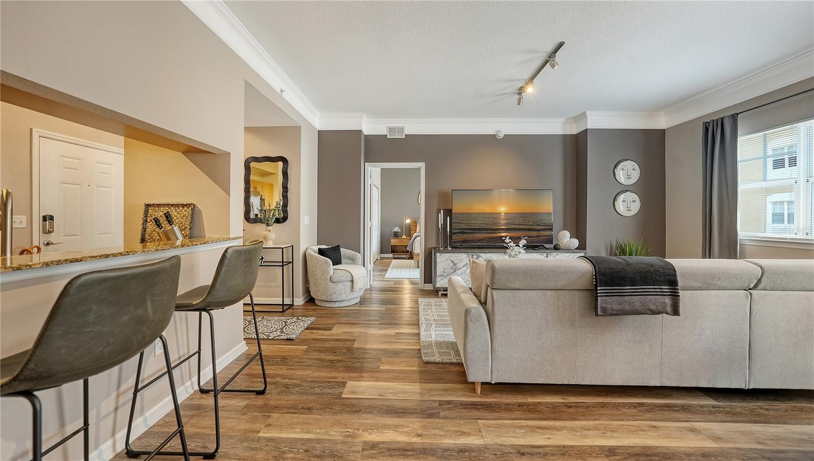 BROADWAY PROMENADE - Residential Lease
