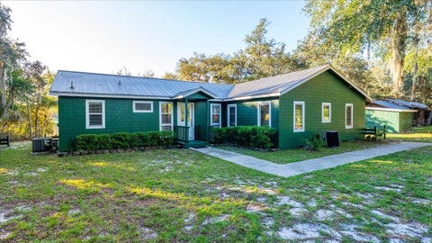 Tiny photo for 22649 NE 105th Avenue Road, Fort Mccoy, FL 32134 (MLS # O6451635)